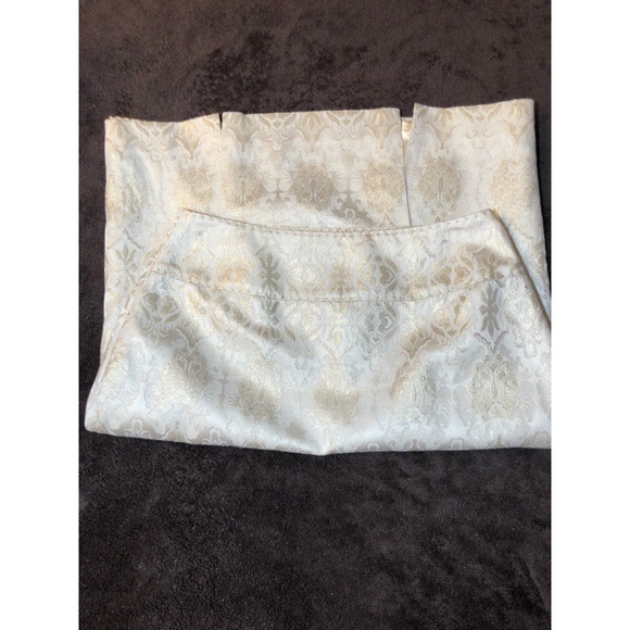 Tahari. Snowbed skirt. - Picture 6 of 8